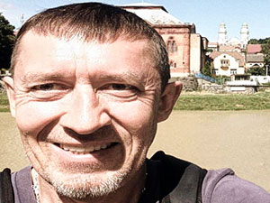 Putin'i eleştiren gazeteci evinde ölü bulundu