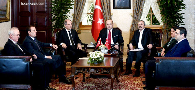 Dolmabahçe fotoğrafından geriye hükümetten kimse kalmadı