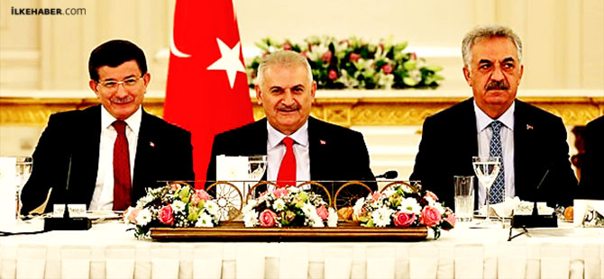 Başbakan Yıldırım AK Parti’li eski bakanlarla buluştu