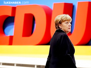 Almanya Başbakanı Merkel'e eyalet seçimi morali