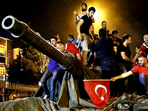 Erdoğan: 15 Temmuz günü resmi tatil olacak