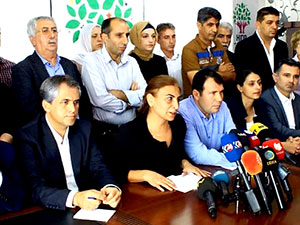 Aysel Tuğluk: Bizi siyasetten silmek istiyorlar