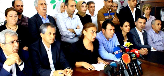 Aysel Tuğluk: Bizi siyasetten silmek istiyorlar