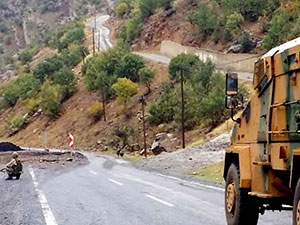 Hakkari'de patlama: 1 asker hayatını kaybetti