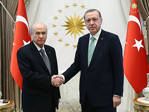 Erdoğan, Bahçeli ile 1 saat görüştü