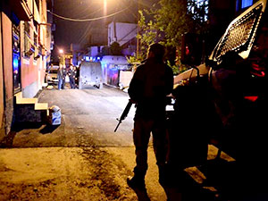 Adana'da HDP operasyonu: 9 gözaltı