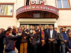 Sırrı Süreyya Önder: Bombalı saldırı biz gözaltındayken yapıldı