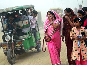 Delhi'de hava kirliliği nedeniyle okullar 3 gün tatil