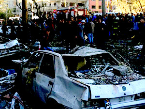 Diyarbakır saldırısında 10 gözaltı