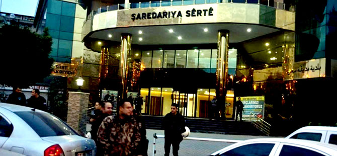 Siirt Belediyesi'ne operasyon