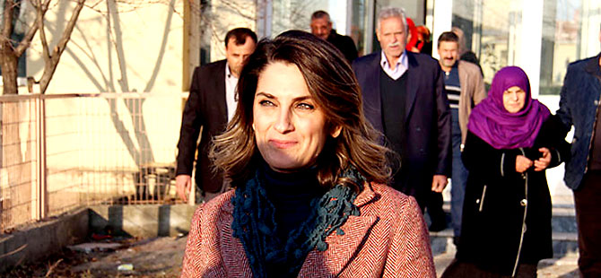 Ailesiyle görüşen Demirtaş: Bu rehine durumu uzun sürmeyecek