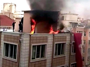Kayseri’de HDP il binasına saldırı