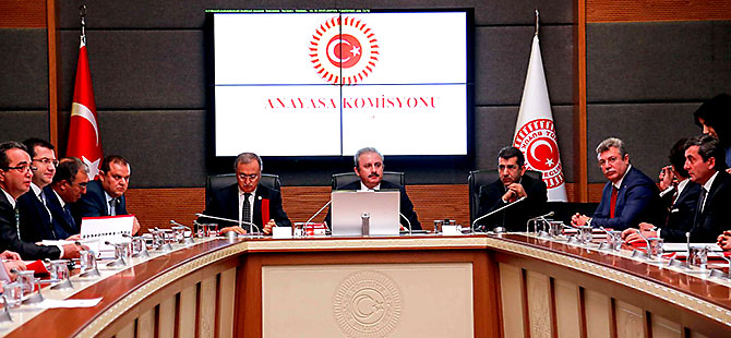 Anayasa değişiklik teklifi komisyondan geçti