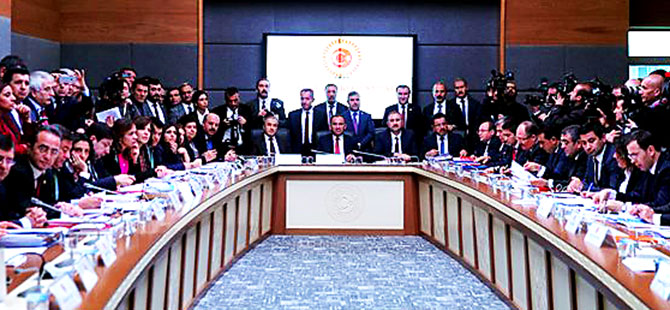 'Yedek milletvekilliği' anayasa teklifinden çıkarıldı