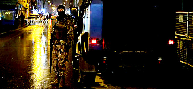 İstanbul'da lav silahıyla saldırılar düzenlendi