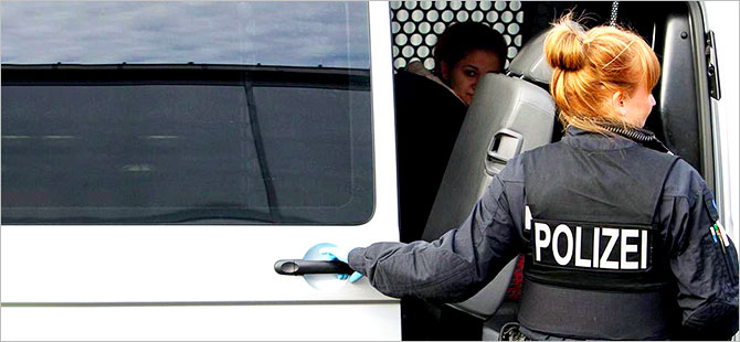 Almanya daha hızlı sınır dışı edecek