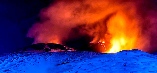 Etna Yanardağı’nda patlama