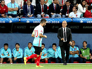 Arda Turan, Moldova maçında oynayamayacak