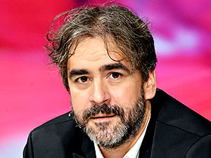 Gazeteci Deniz Yücel cezaevinde evlendi
