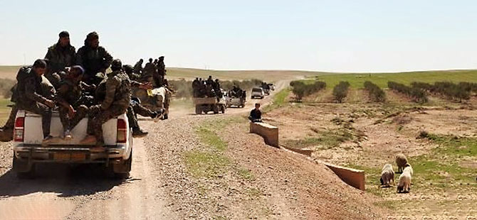 ABD, Demokratik Suriye Güçleri'ni vurdu