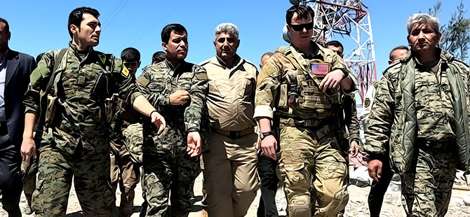 Koalisyon yetkilileri TSK'nin bombaladığı yerde