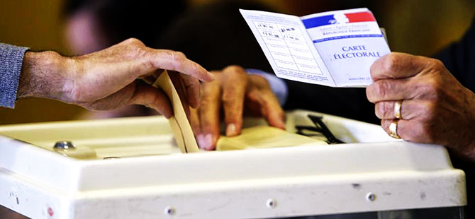 Fransa yeni cumhurbaşkanını seçiyor