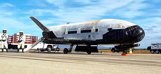 ABD'nin gizemli uzay aracı dünyaya döndü