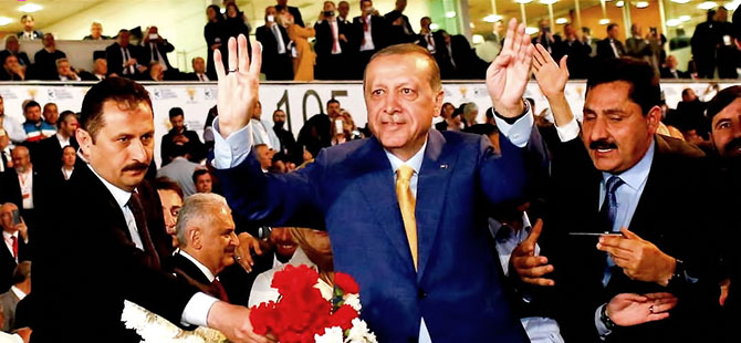Erdoğan AK Parti Genel Başkanlığına geri dönüyor