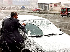 Van'da mayıs ayında kar sürprizi