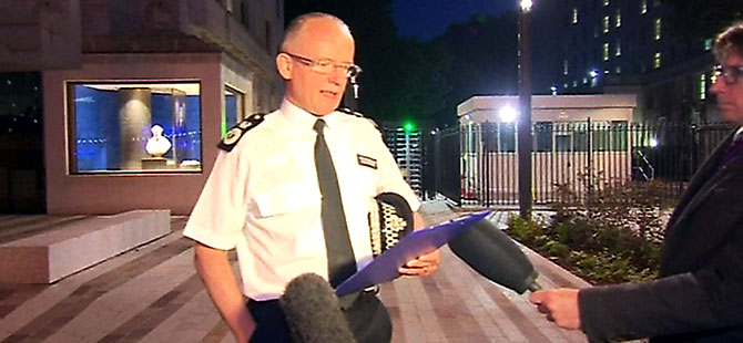 Londra polisi: Zanlılar 8 dakika içinde öldürüldü