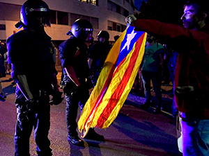 Katalan hükümetinin genel merkezine polis baskını