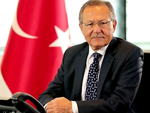 Belediye Başkanı gözyaşları içinde istifa etti