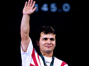 Naim Süleymanoğlu İstanbul'da defnedildi