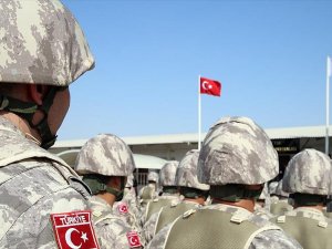 TSK Katar'daki askeri üsse yeni birlik gönderdi