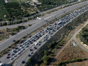 Trafiğe kayıtlı araç sayısı 10 yılda 9,2 milyon arttı