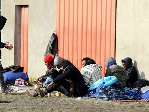 Fransa'da tartışılan göçmen tasarısı