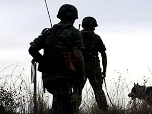 Sınırı geçen iki Yunan askeri tutuklandı