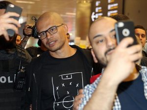 Alex de Souza İstanbul'da