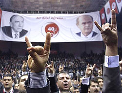 Bahçeli yeniden genel başkan seçildi