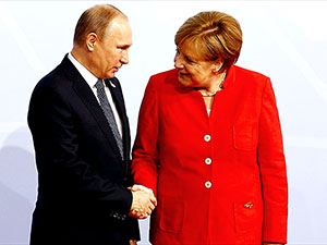 Putin ile Merkel Suriye’yi görüştü