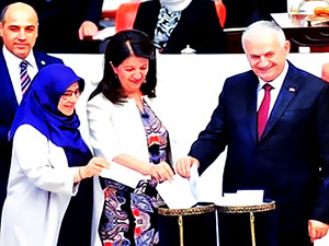 Buldan'dan 'Yıldırım'la el sıkışma' görüntülerine yanıt