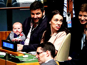 BM Genel Kurulu’na 3 aylık bebeğiyle katıldı