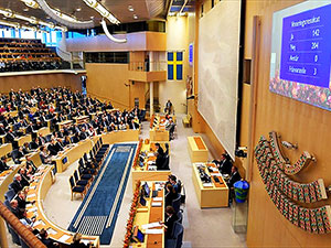 İsveç'te azınlık hükümeti güvenoyu alamadı