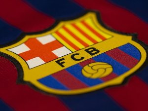 Barcelona 1 milyar dolar gelir sınırını aşan ilk kulüp oldu