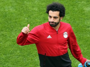 Muhammed Salah kornerden gol attı