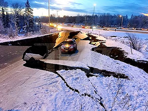 Alaska’da 7 büyüklüğünde deprem