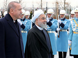 Erdoğan, Ruhani'yi resmi törenle karşıladı