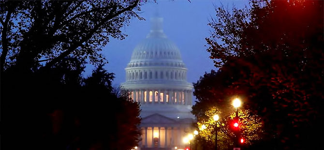 ABD’de hükümet geçici olarak ‘kepenk açtı’