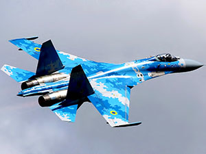 Rusya'da iki savaş uçağı havada çarpıştı