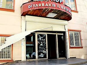 HDP Diyarbakır İl binasına 3’üncü baskın: 3 gözaltı